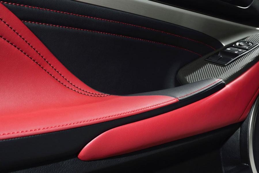  Lexus RC350 F-Sport 2014 года  (фото 9 из 32)